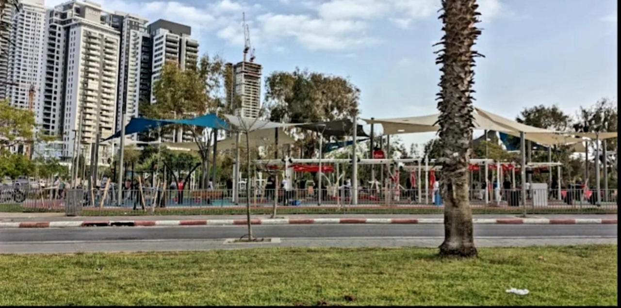 Hotel Apartment Short Term Tel Aviv Bat Yam 353 Exterior photo